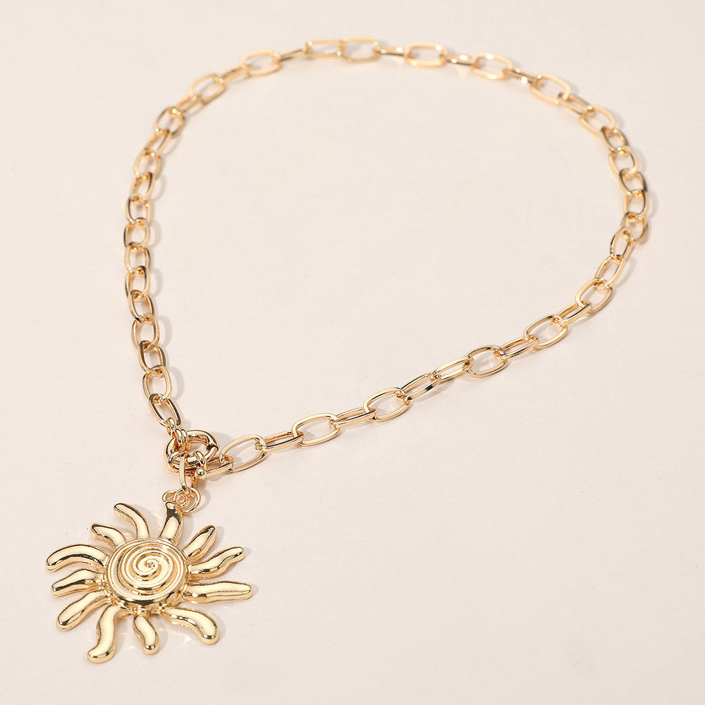 Metal Spiral Sun Pendant Paperclip Chain Necklace