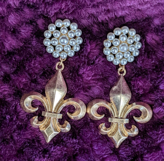 Fleur de Lis & Pearl Cluster Drop Earrings in Worn Gold