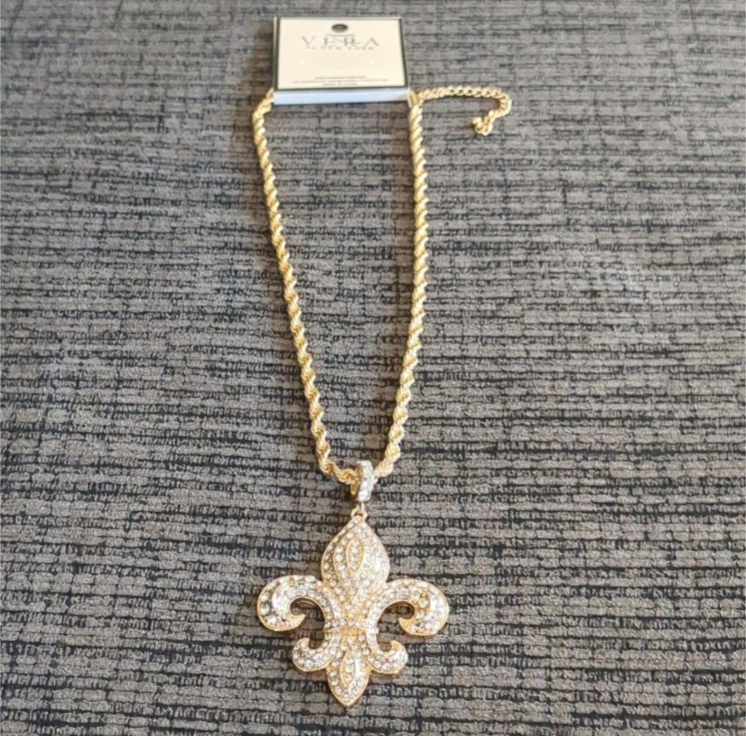 Rhinestone Embellished Fleur de Lis Pendant Necklace
