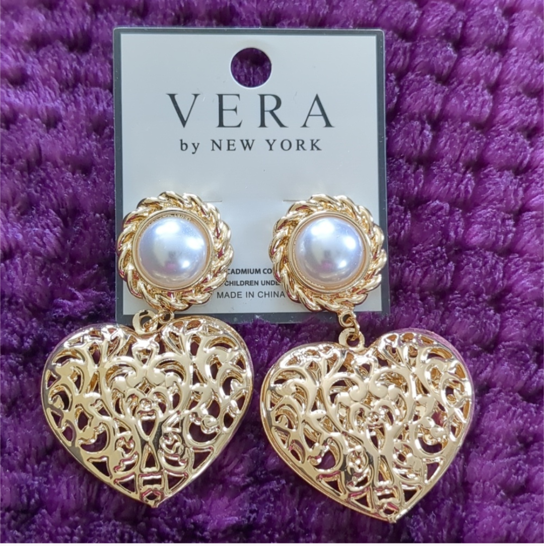 2-Tier Filigree Heart Shaped Pearl Drop Earrings