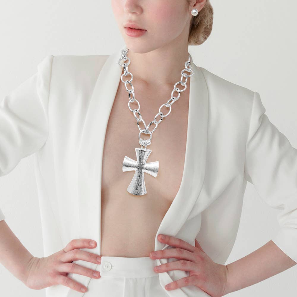 Chunky Matte Metal Cross Pendant Pointed Chain Necklace