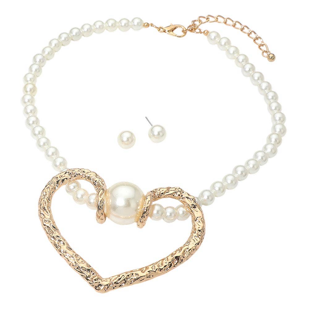 Bold Heart Pendant Pearl Beaded Statement Necklace